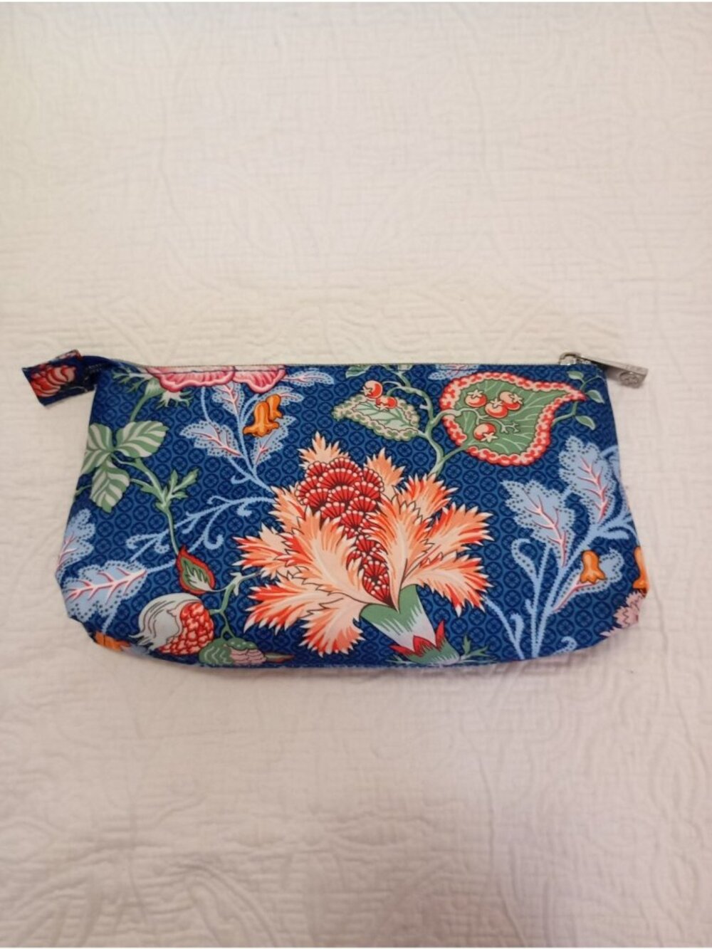 Lilio Amsterdam Floral Cosmetic Bag With Zippered Compartments Tulip Pattern - Picture 9 of 9